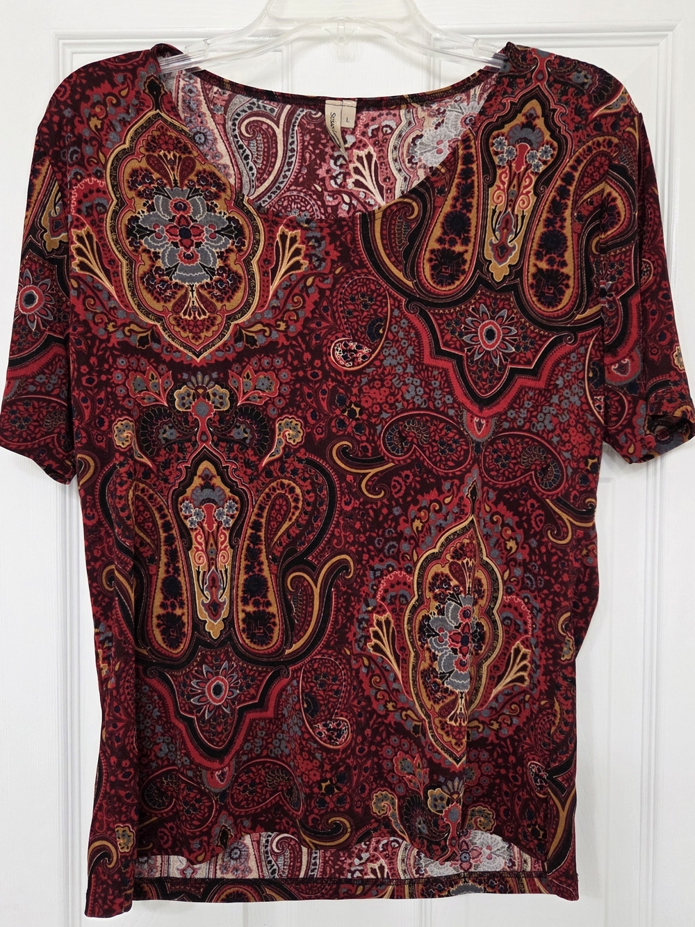Susan Lawrence Short-Sleeve Paisley Tee in Burgundy, Gold and Black